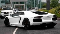 LAMBORGHINI AVENTADOR