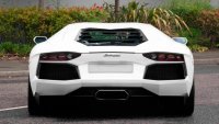 LAMBORGHINI AVENTADOR