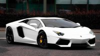 LAMBORGHINI AVENTADOR