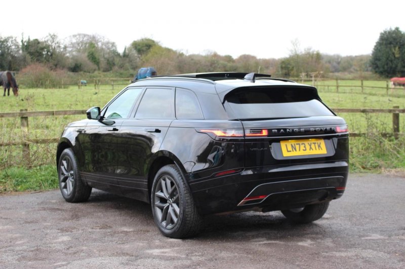 LAND ROVER RANGE ROVER VELAR
