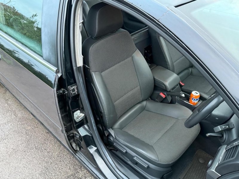 VAUXHALL VECTRA