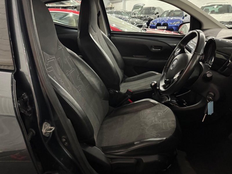 TOYOTA AYGO
