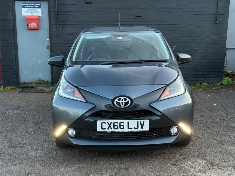 TOYOTA AYGO