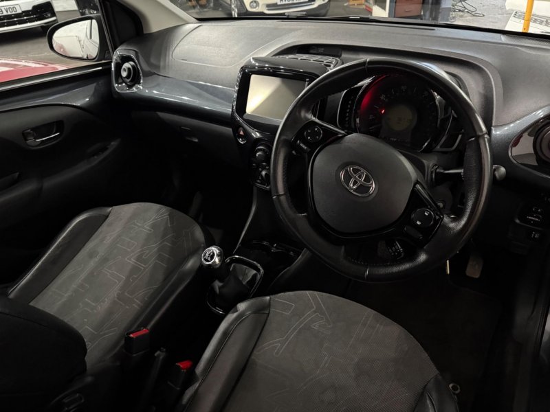 TOYOTA AYGO