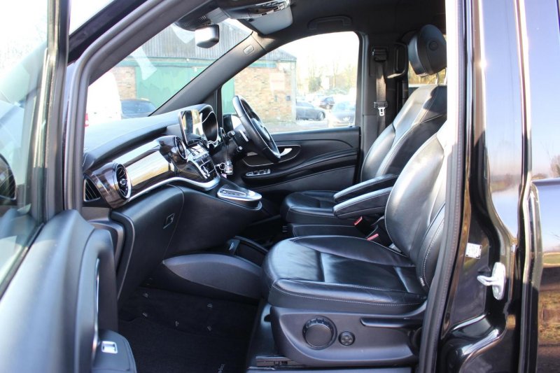 MERCEDES-BENZ V CLASS