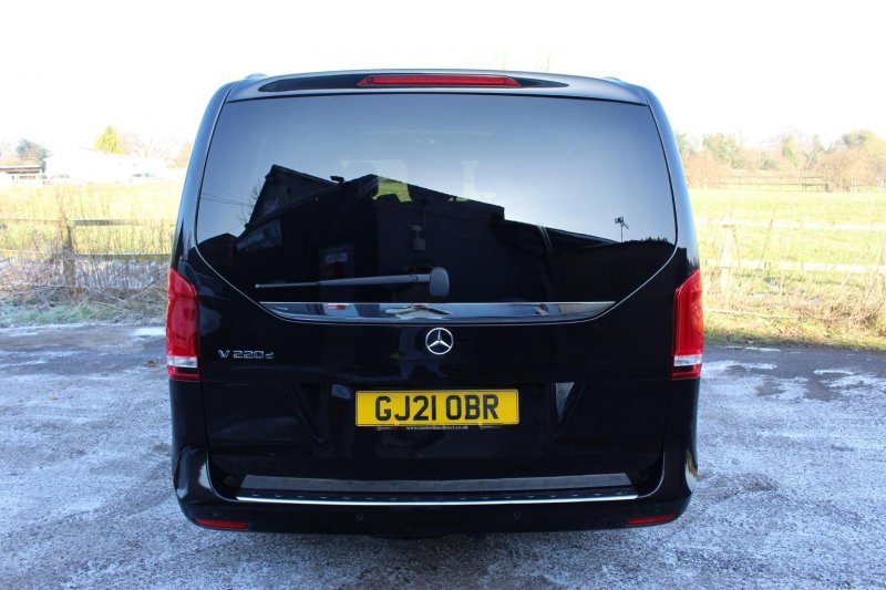 MERCEDES-BENZ V CLASS