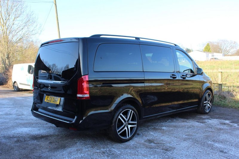 MERCEDES-BENZ V CLASS