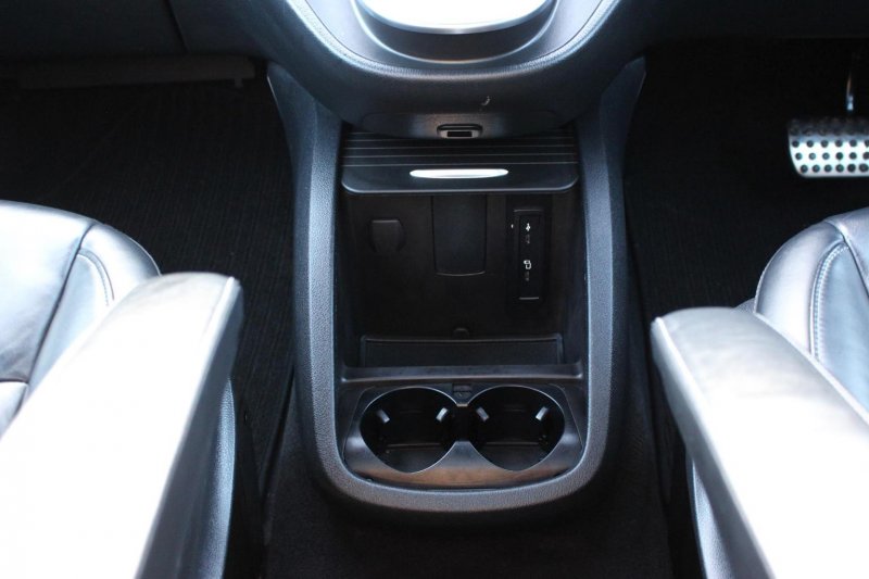 MERCEDES-BENZ V CLASS