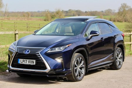 LEXUS