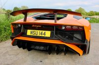 LAMBORGHINI AVENTADOR