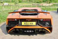 LAMBORGHINI AVENTADOR