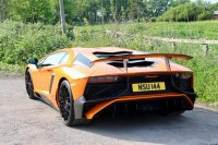 LAMBORGHINI AVENTADOR