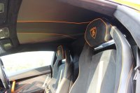 LAMBORGHINI AVENTADOR