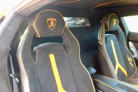 LAMBORGHINI AVENTADOR