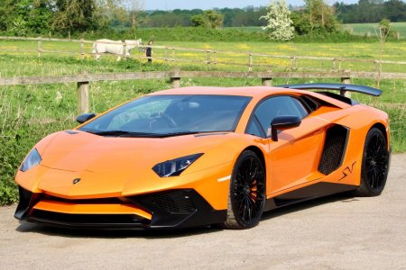 LAMBORGHINI