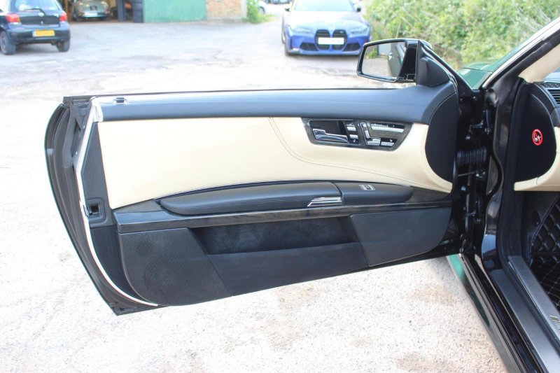 MERCEDES-BENZ CL