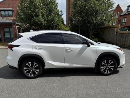LEXUS